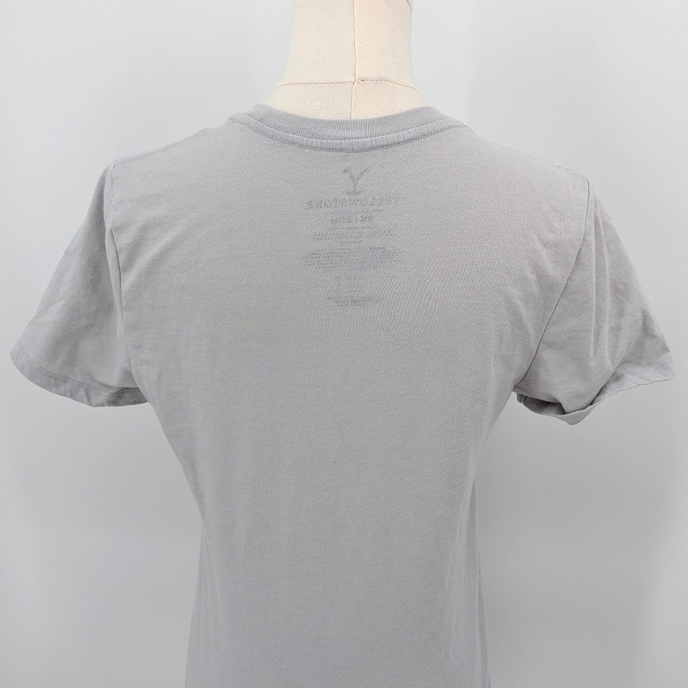 Yellowstone Dutton Ranch Graphic Tee Western Cowboy Core Fitted Top Size XS - Picture 6 of 7